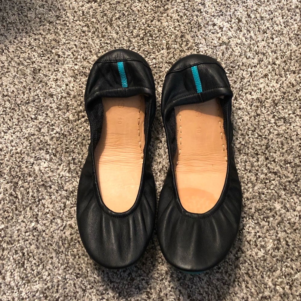 Black tieks